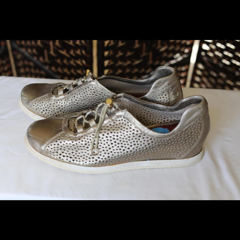 Stylish Metallic Gold Perforated Wedge Sneakers